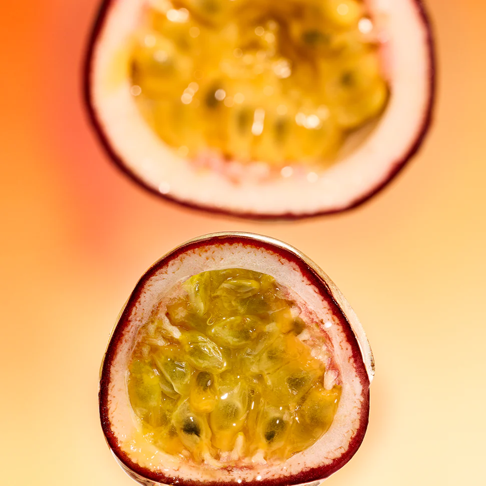 Refreshing Passionfruit Body Scrub - Image 3